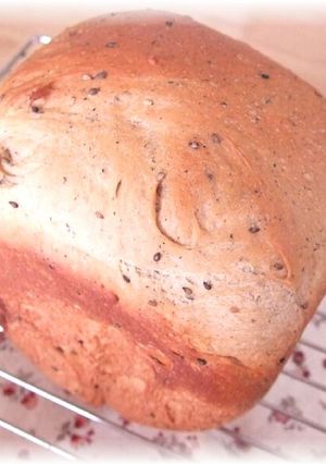 HBはちみつ黒ゴマ食パン♪-レシピのメイン写真