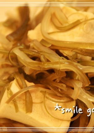 茎わかめと凍み豆腐のあっさり煮物-レシピのメイン写真