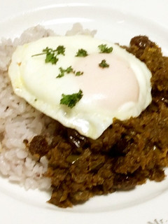 大絶賛!ひき肉で簡単ドライカレー♪-レシピのメイン写真