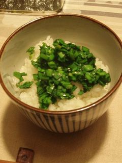 元気いっぱい!美味しい生ニラごはん-レシピのメイン写真
