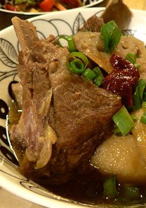 圧力鍋スペアリブとじゃが芋の中華風味噌煮-レシピのメイン写真