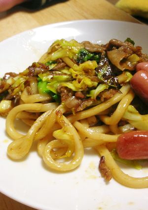子供の好きな焼きうどん-レシピのメイン写真