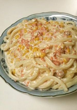鮭とコーンからまる☆たっぷりチーズうどん-レシピのメイン写真