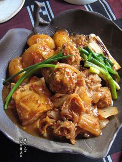 裏切りの【鶏団子・キムチの煮込み】1押し-レシピのメイン写真