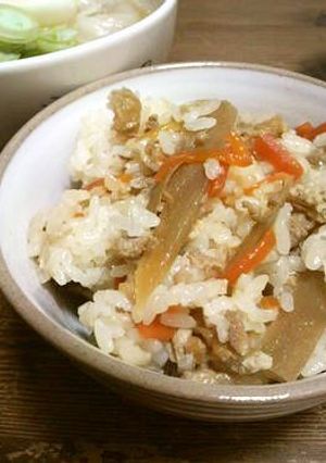 我が家の♪鶏ごぼう混ぜご飯-レシピのメイン写真
