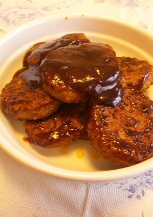 お弁当に☆なんちゃって煮込み風ハンバーグ-レシピのメイン写真