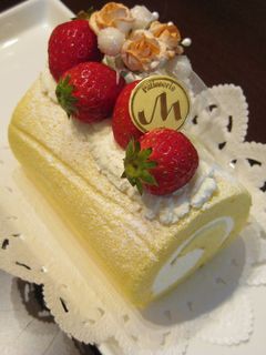 しっとり&ふわふわロールケーキ-レシピのメイン写真