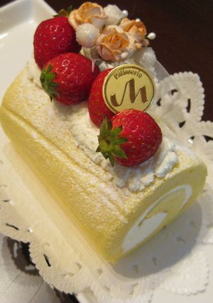 しっとり＆ふわふわロールケーキ-レシピのメイン写真
