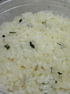 味付けはこれだけ!わかめ混ぜご飯-レシピのメイン写真