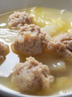 簡単!白菜と鶏団子のスープ-レシピのメイン写真