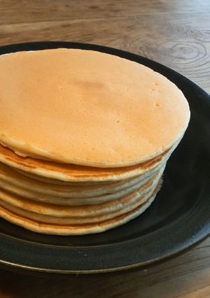 しっとりフワフワ♪日曜日のパンケーキ-レシピのメイン写真