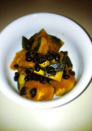 ルクエでつくる黒豆とかぼちゃの煮物-レシピのメイン写真