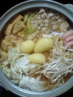 ピリッと味噌バター鍋-レシピのメイン写真