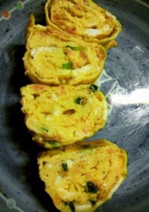 お弁当に♪簡単！鮭とネギの卵焼き-レシピのメイン写真