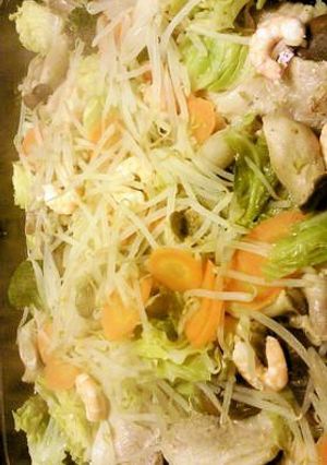 野菜切るだけ！ホットプレートで蒸しなべ♪-レシピのメイン写真