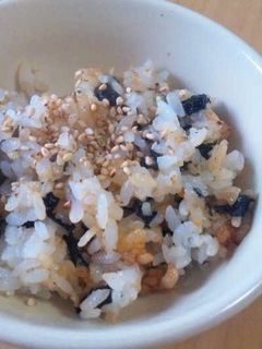 家にあるもので♪海苔とかつおの炒めご飯-レシピのメイン写真