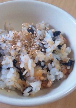 家にあるもので♪海苔とかつおの炒めご飯-レシピのメイン写真