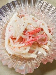 お弁当に♪かにかまの七味マヨ和え-レシピのメイン写真