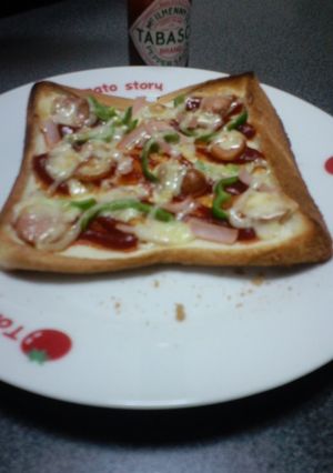 食パンでサクサククリスピーピザ-レシピのメイン写真