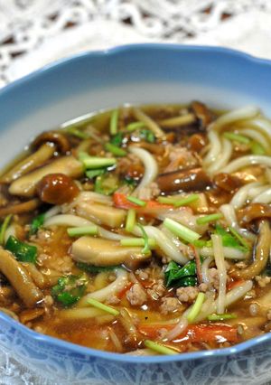鶏ひき肉で*とろとろ～あんかけうどん*-レシピのメイン写真