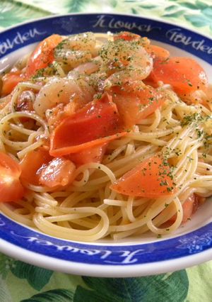 フレッシュトマトと冷凍エビのパスタ-レシピのメイン写真