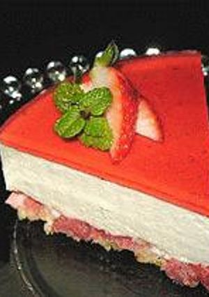 イチゴでサンド♪ベリーレアチーズ-レシピのメイン写真