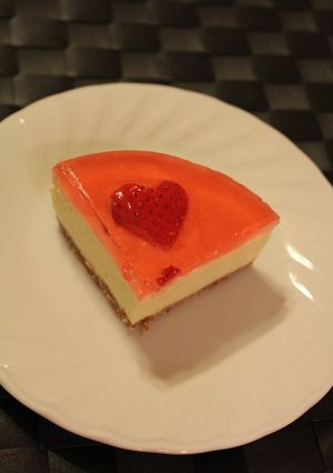 ホワイトチョコのレアチースいちごジュレ-レシピのメイン写真