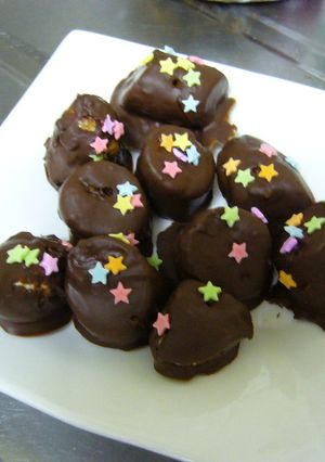 楽しくおやつ☆デコ☆チョコバナナ-レシピのメイン写真