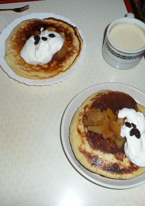 りんごのジャムのせホットケーキ-レシピのメイン写真