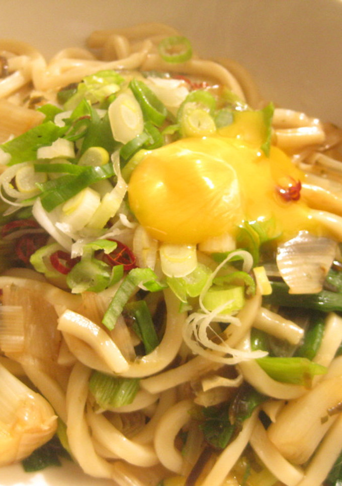 ネギと塩コンブで☆しっとり焼きうどん-レシピのメイン写真