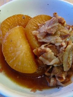 母の味♪簡単♪豚バラと大根の煮物-レシピのメイン写真