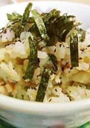 アジの干物焼き魚＆梅＆大葉で簡単混ぜご飯-レシピのメイン写真