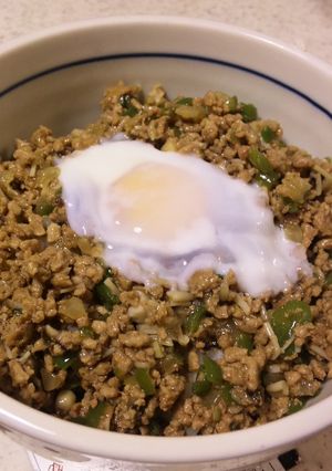 子供大好き☆野菜とそぼろ丼-レシピのメイン写真