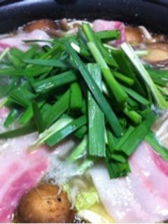 和田アキ子もビックリ☆煮込みラーメン鍋-レシピのメイン写真