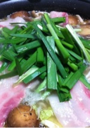 和田アキ子もビックリ☆煮込みラーメン鍋-レシピのメイン写真