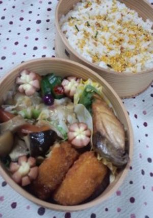 ＊お弁当＊チーズインウインナーでお花♪-レシピのメイン写真