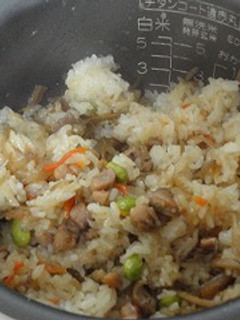 鶏ごぼうご飯-レシピのメイン写真