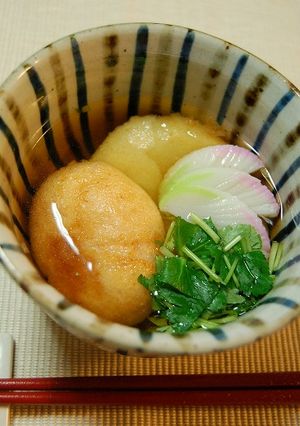 うどんスープで！揚げもちのお雑煮-レシピのメイン写真