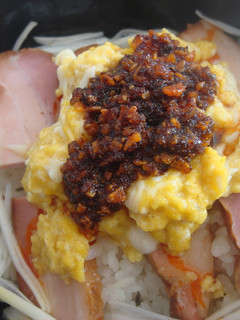 食べるラー油の玉子チャーシュー丼☆-レシピのメイン写真