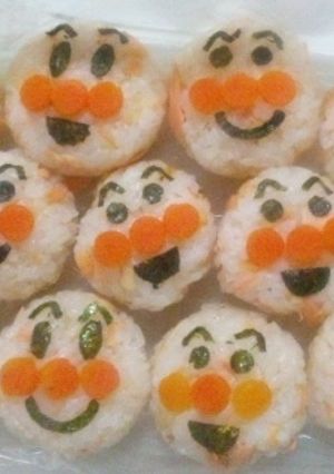アンパンマンおにぎり(ひとくちサイズ)-レシピのメイン写真