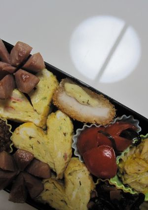 お弁当に切ってから❤断面キレイな冷凍食品-レシピのメイン写真