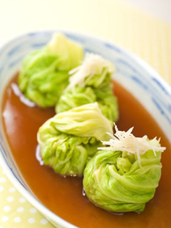 海老入り豆腐の春キャベツ茶巾蒸し-レシピのメイン写真