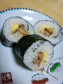 さんま缶詰めで海苔巻き-レシピのメイン写真