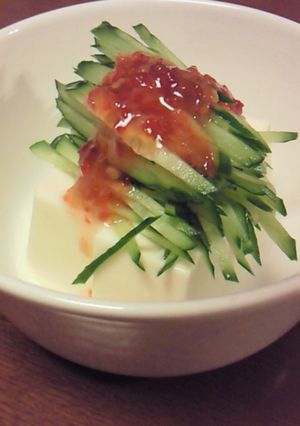 簡単すぎてゴメンナサイ！豆腐チリサラダ-レシピのメイン写真