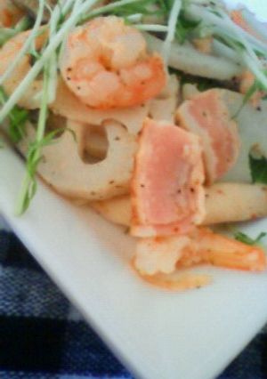 綺麗！レンコンとベーコンのサラダ-レシピのメイン写真