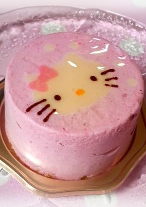 女の子のお祝いに☆ハローキティのムース-レシピのメイン写真