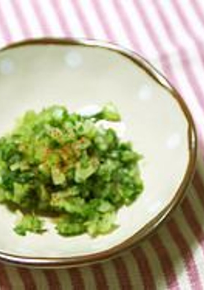 セロリの葉と茎の塩漬け-レシピのメイン写真