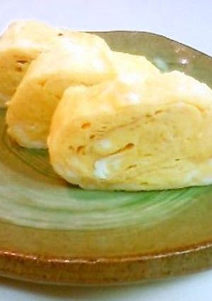 お弁当の定番☆ふわふわたまご焼き-レシピのメイン写真