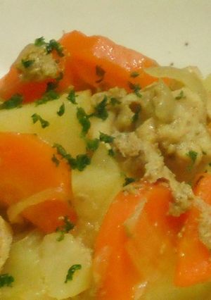 うどんスープで簡単♪カレー風味の肉じゃが-レシピのメイン写真