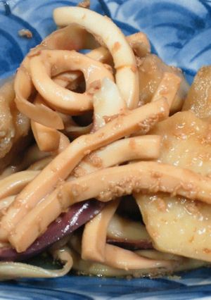 我が家はワタ入り☆イカ里芋煮-レシピのメイン写真